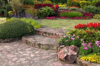 ADANI PAARIJAT Amenities - Landscaped Garden